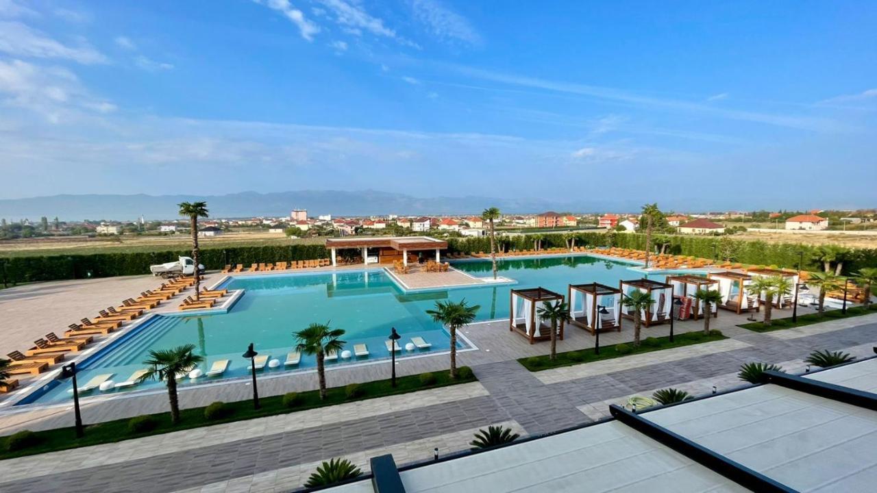 Deluxe Resort And Spa Koplik Exterior photo